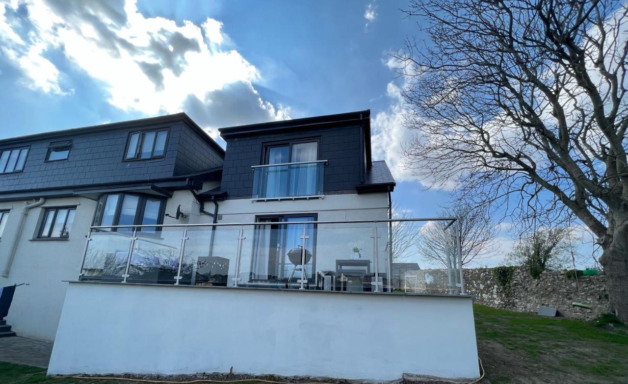 Orchard Lodge -Coastal Retreat, New Build, Village Views, Private Garden And Terrace Saint Brides Major Luaran gambar